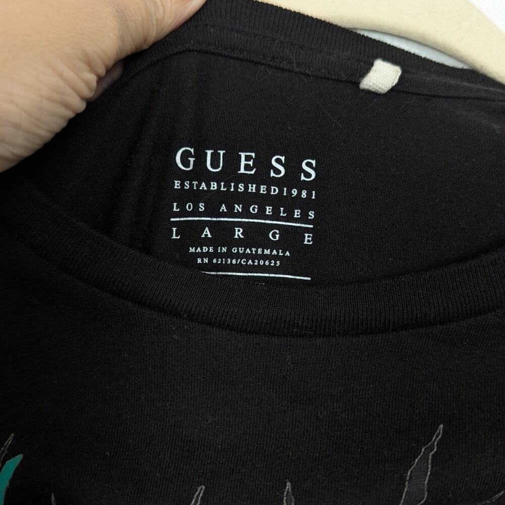 Guess Graphic Tee L Black Multicolor Lion Roar Short Sleeve Men’s - Picture 5 of 6